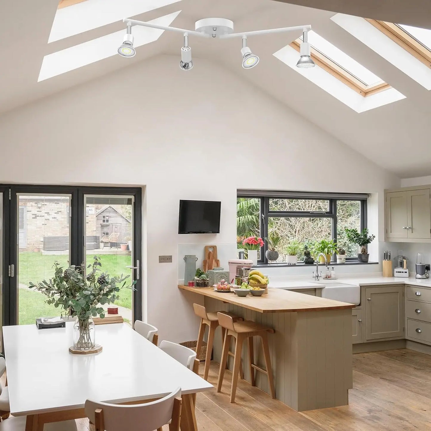 Track Lighting Kit, Modern White Ceiling Spot Lighting with Flexibly Rotatable Light Heads for Room/Hallway/Kitchen